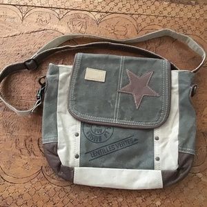 Myra Canvas Shoulder Bag